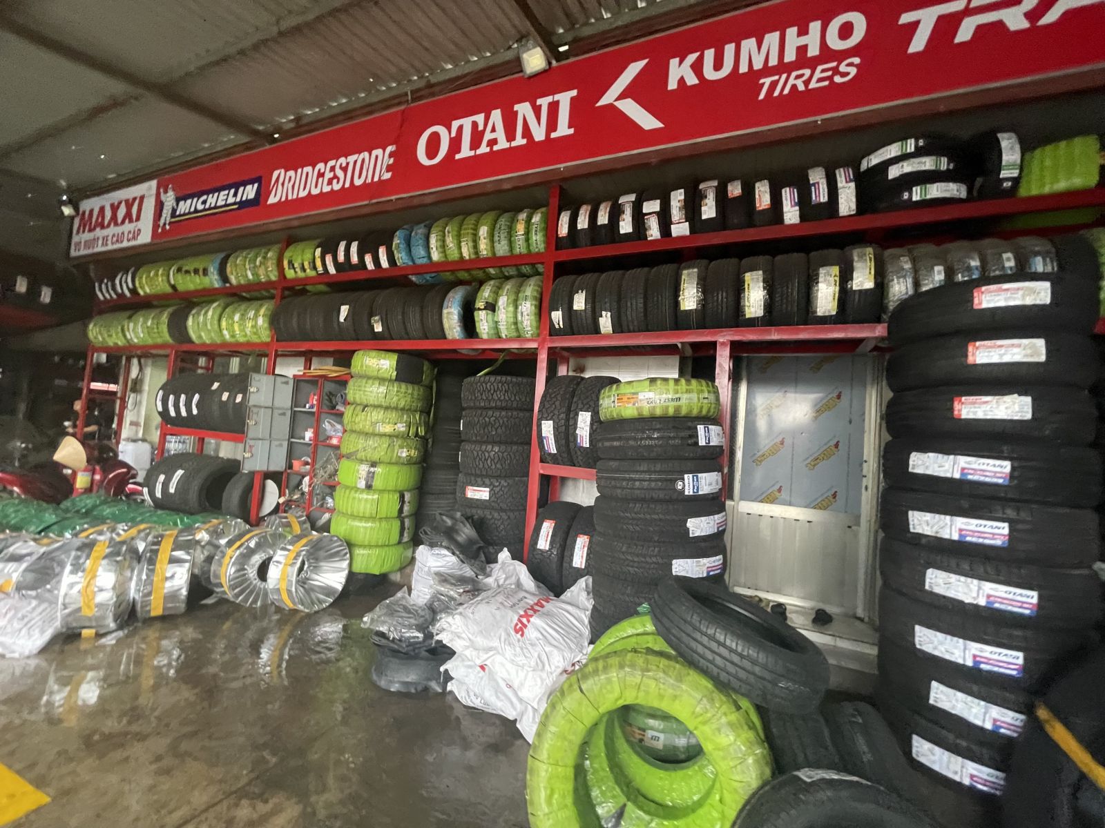 ĐẠI LÝ UY TÍN CUNG CẤP LỐP XE MICHELIN  Ở TẠI DĨ AN